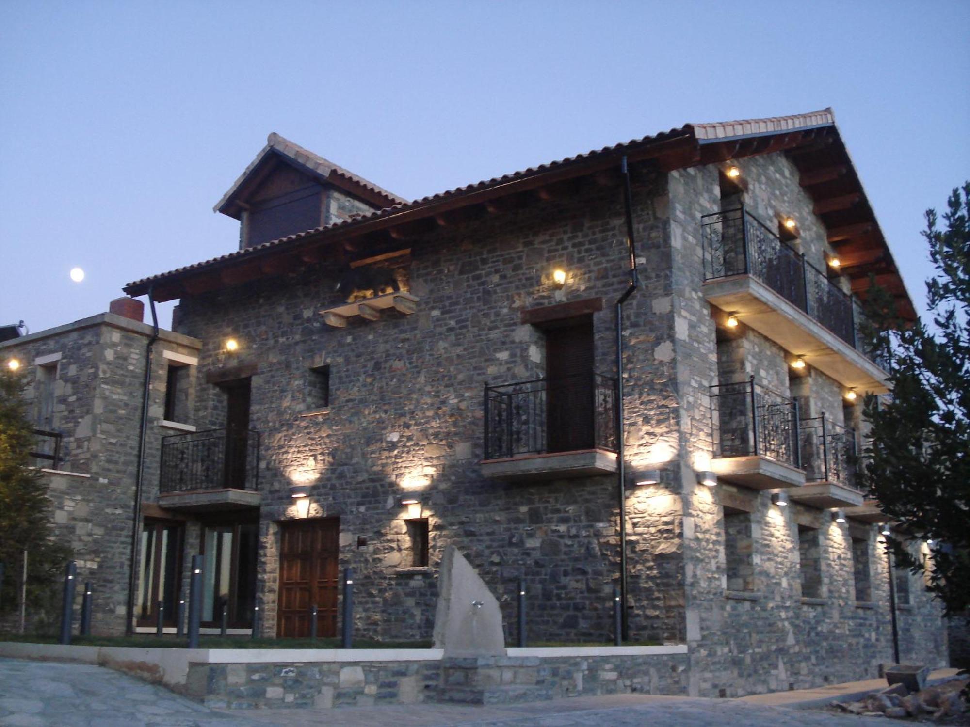 El Churron Larres Exterior photo
